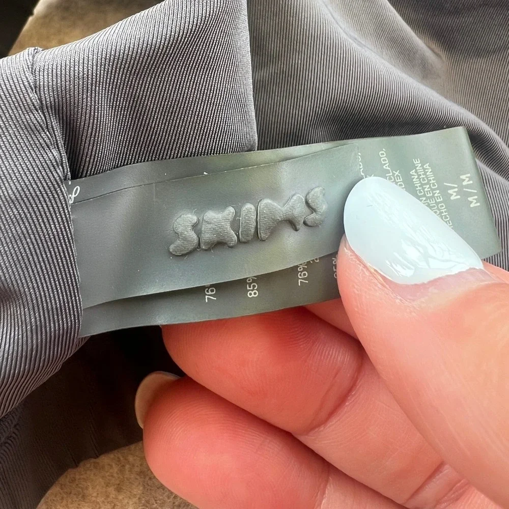 Skims Signature Swim Tank Bikini Top Womens Medium Dark Gray Scoop Neck